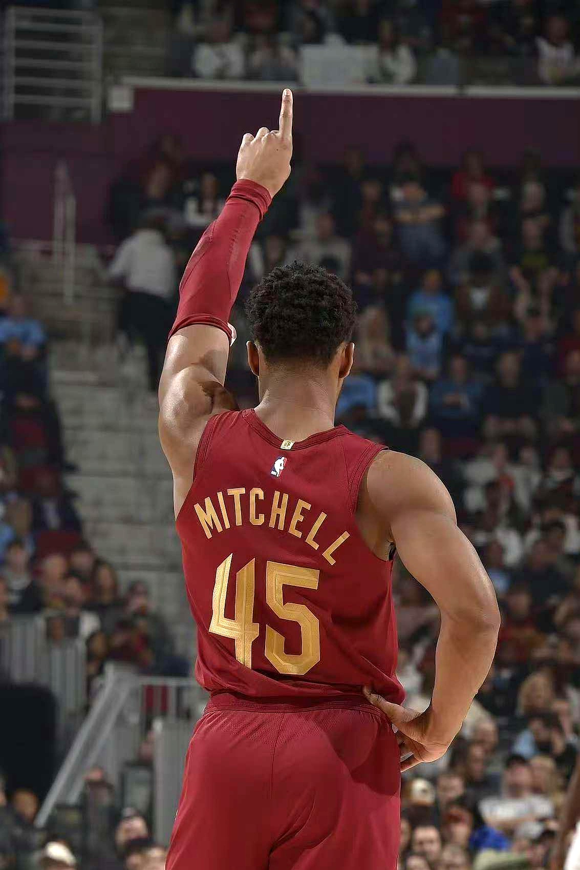 热火横扫加拿大男篮，塔图姆爆发神勇