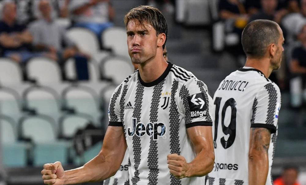 包含尤文图斯战平巴塞罗那，晋级欧冠四强的词条