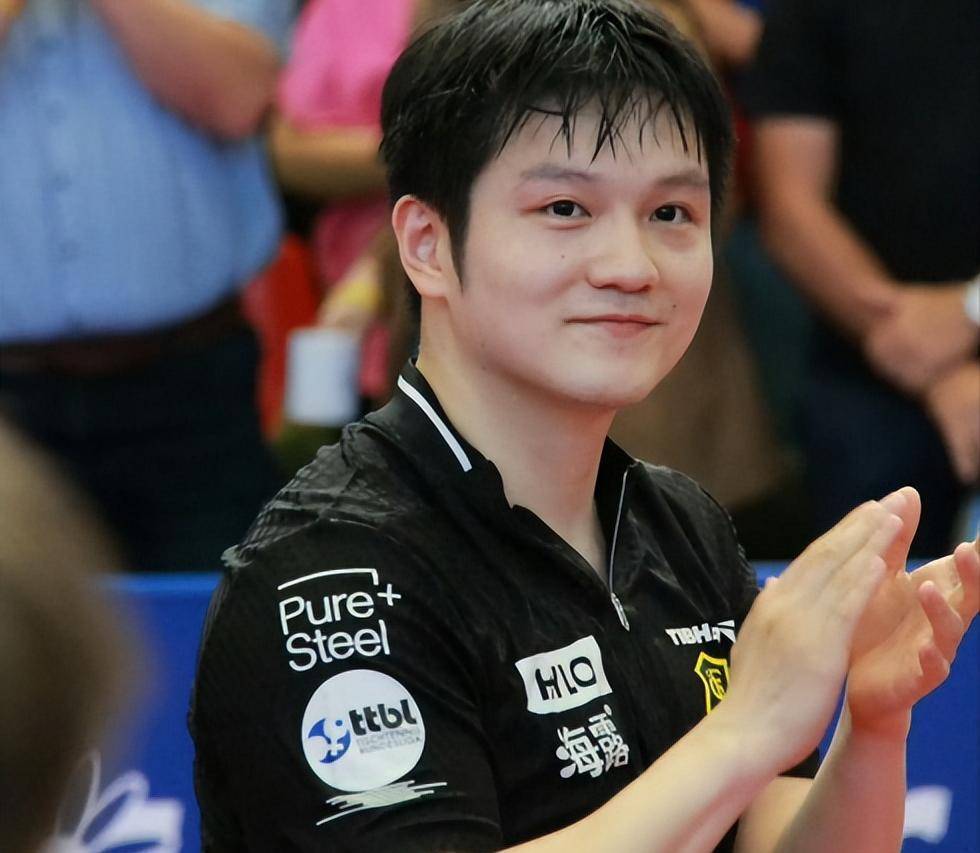 包含波兰乒乓球队完胜奥地利乒乓球队，樊振东爆发神勇的词条