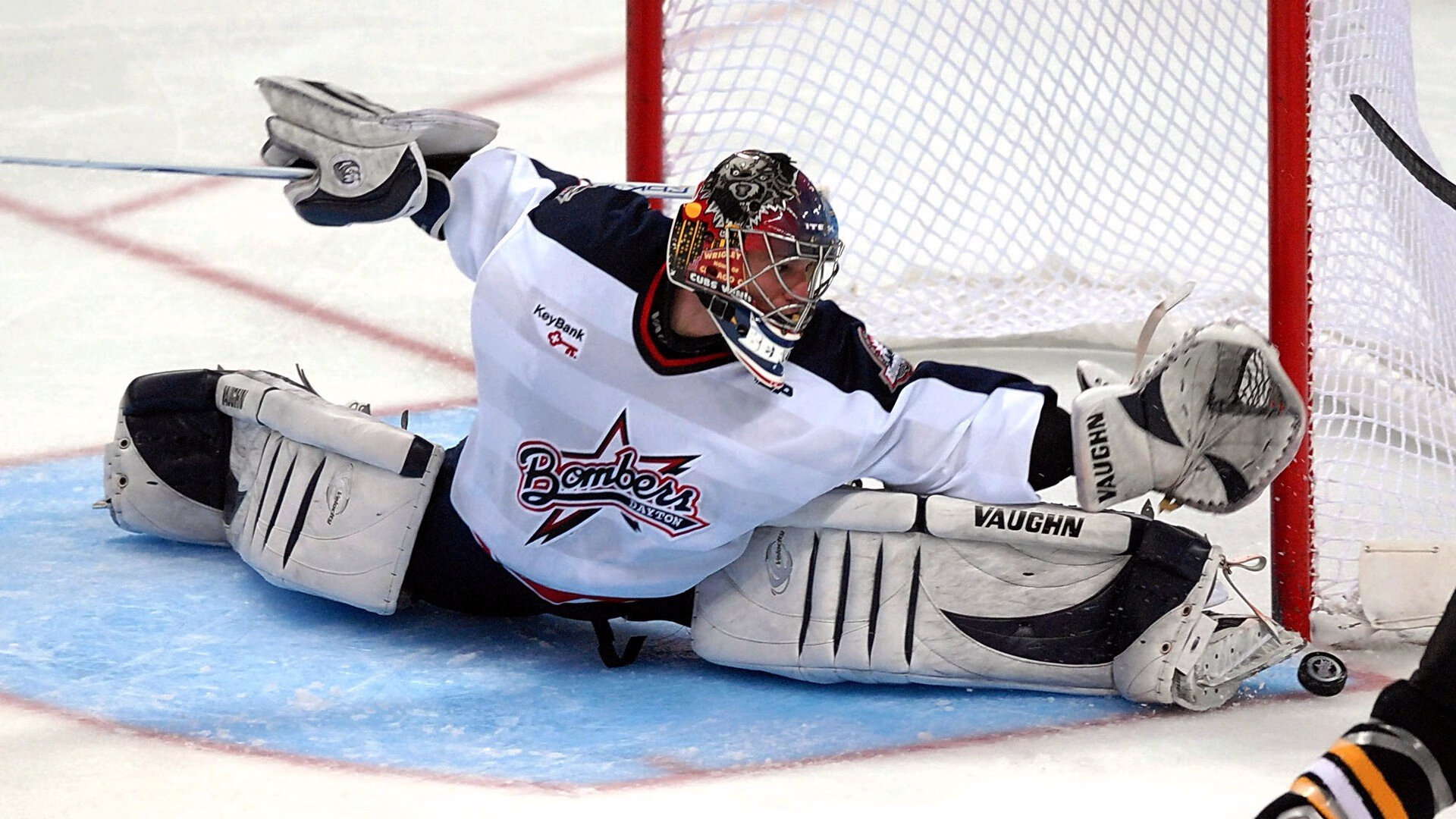 冰与火的碰撞，吉林横扫篮网之夜，字母哥的统治级数据如何定义现代篮球？