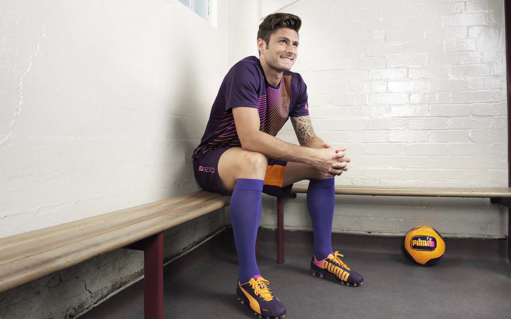 铁幕之锤与东瀛之风，波兰横扫奥地利，王皓一人封神之夜